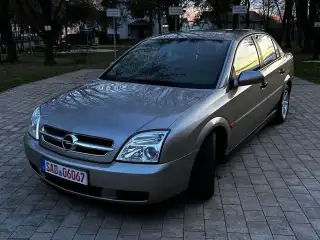 Vehicle image thumbnail, number 2