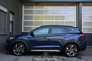 Vehicle image thumbnail, number 6