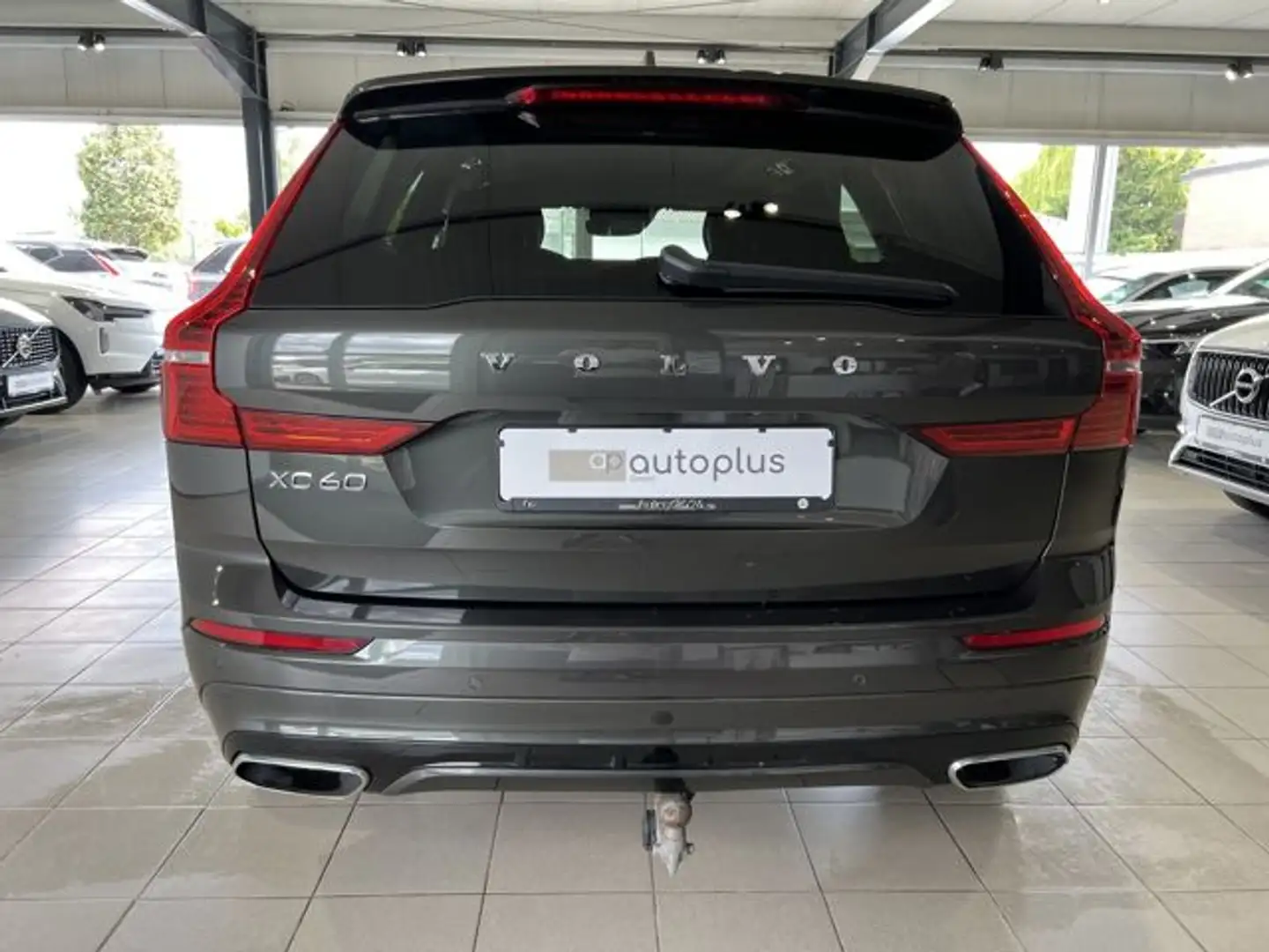 Vehicle image, number 8