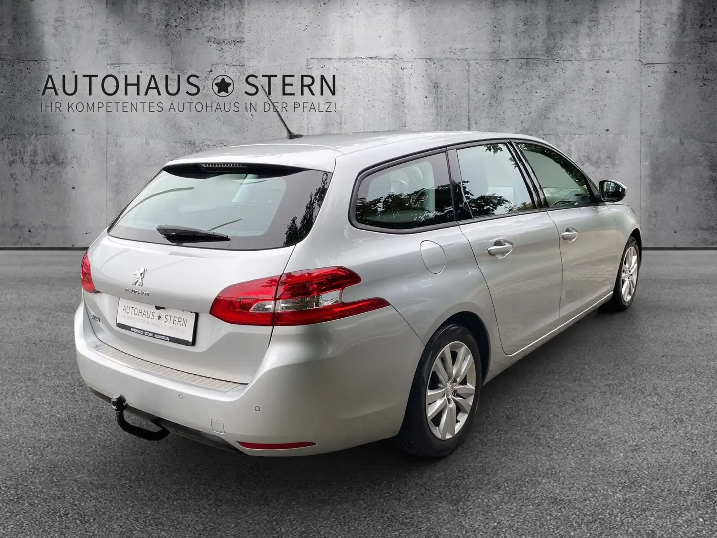 Vehicle image, number 5