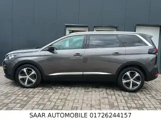 Vehicle image thumbnail, number 4