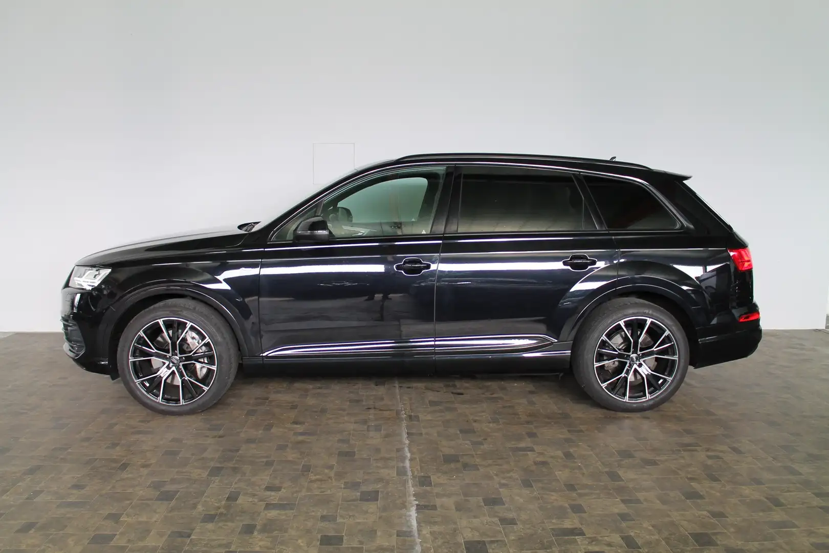 Vehicle image, number 3