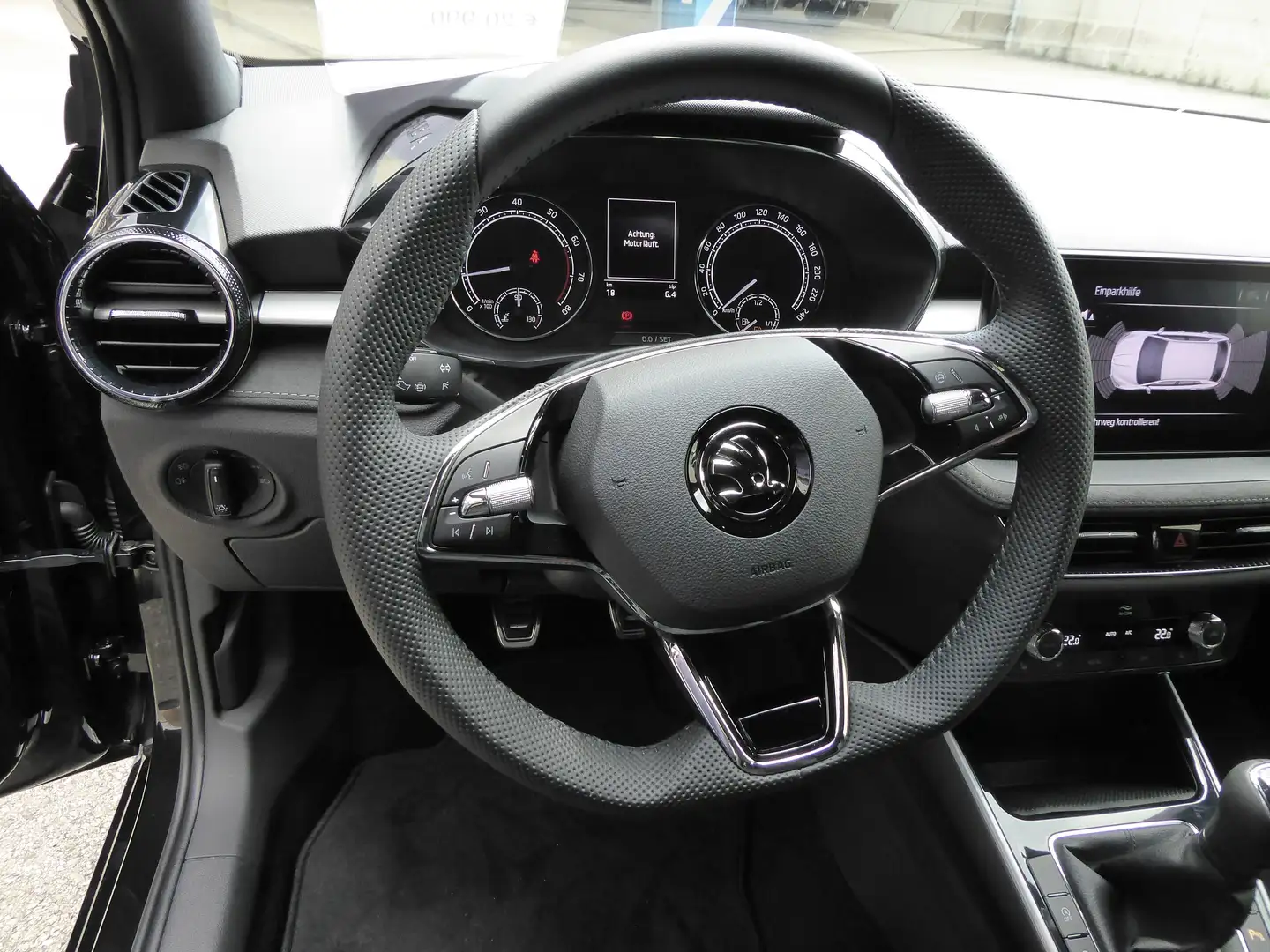 Vehicle image, number 9