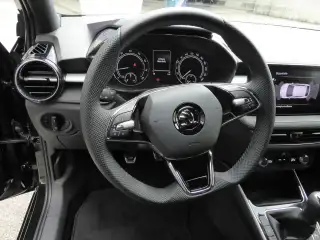 Vehicle image thumbnail, number 9