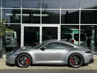 Vehicle image thumbnail, number 3