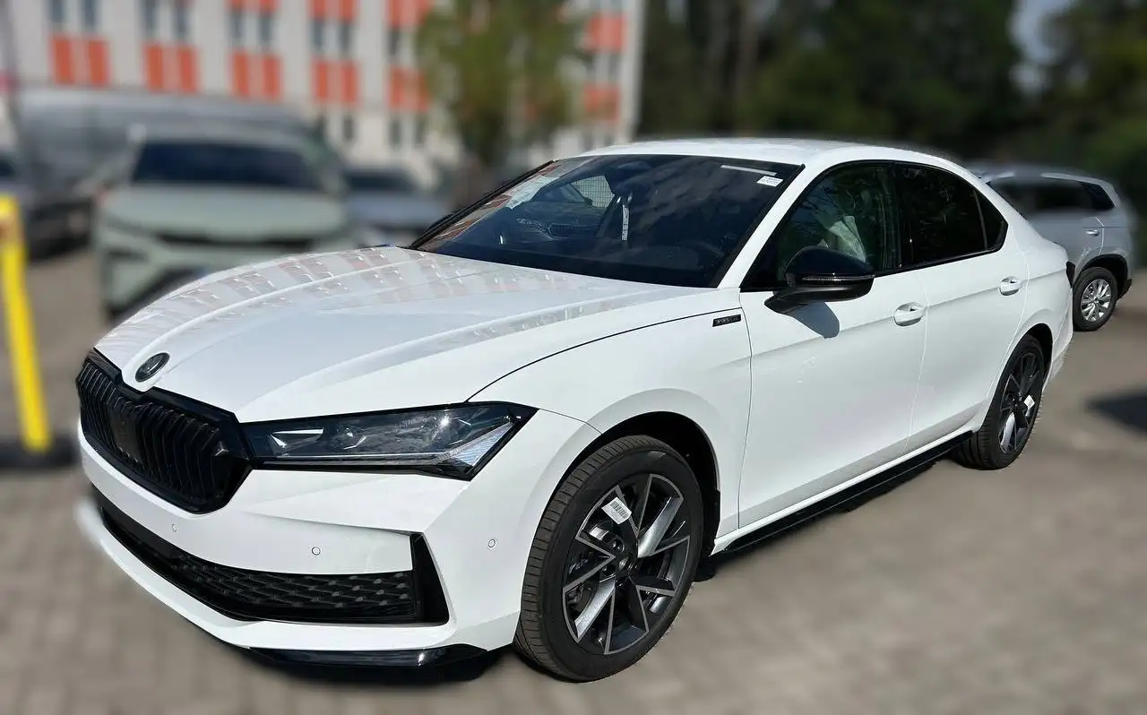 Vehicle image, number 1
