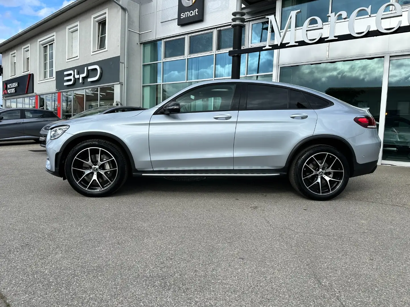 Vehicle image, number 3
