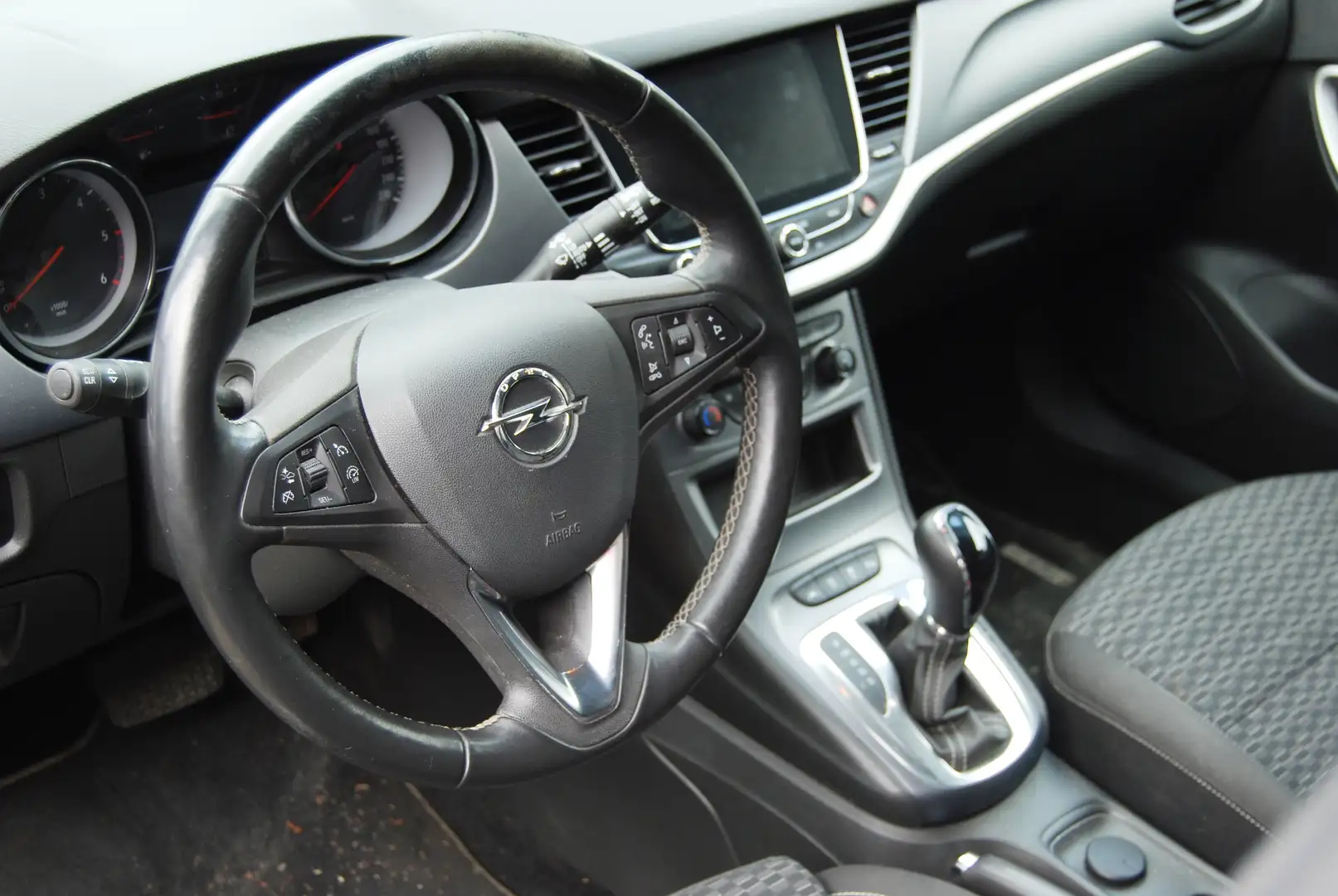 Vehicle image, number 8