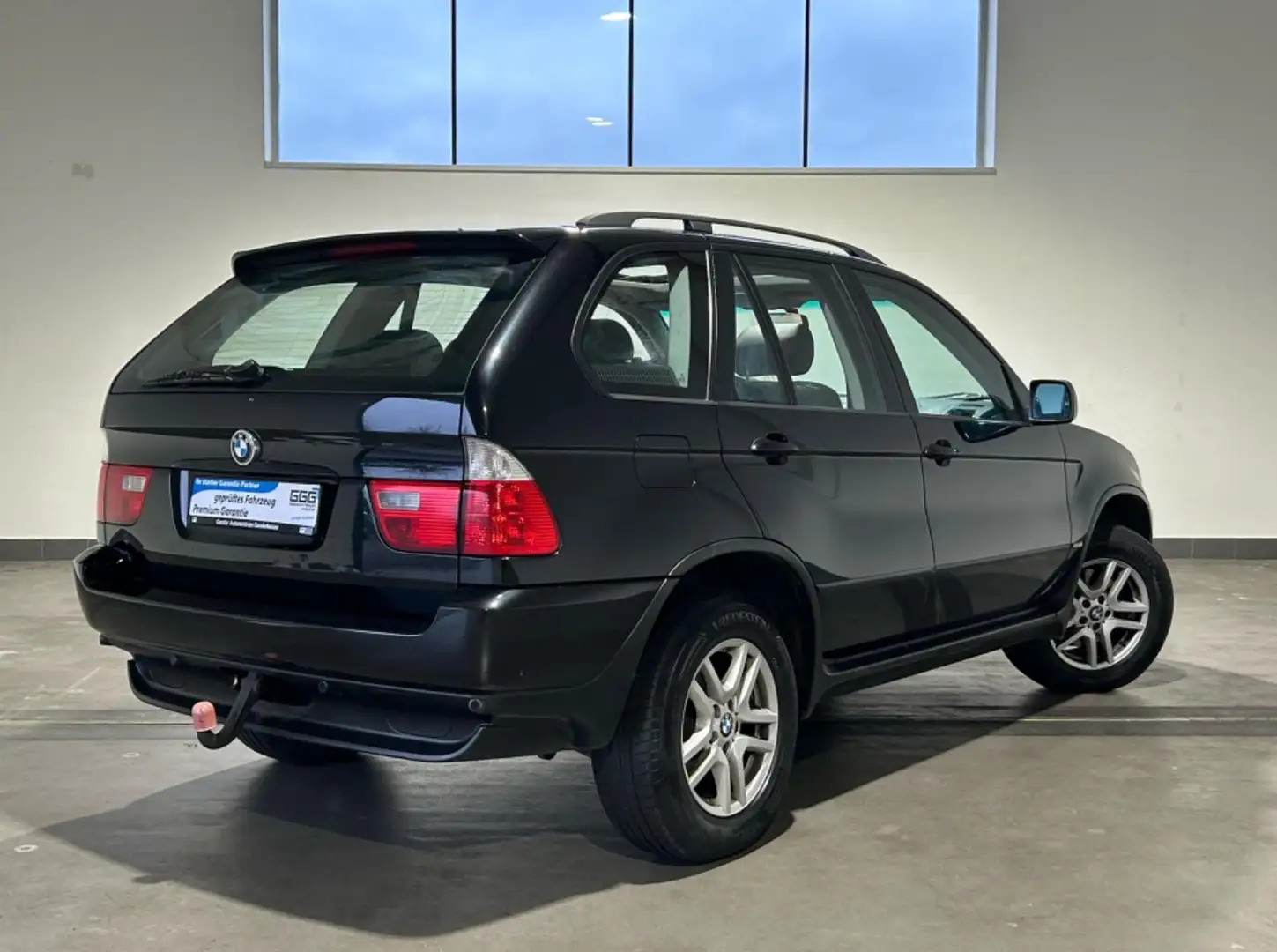 Vehicle image, number 4