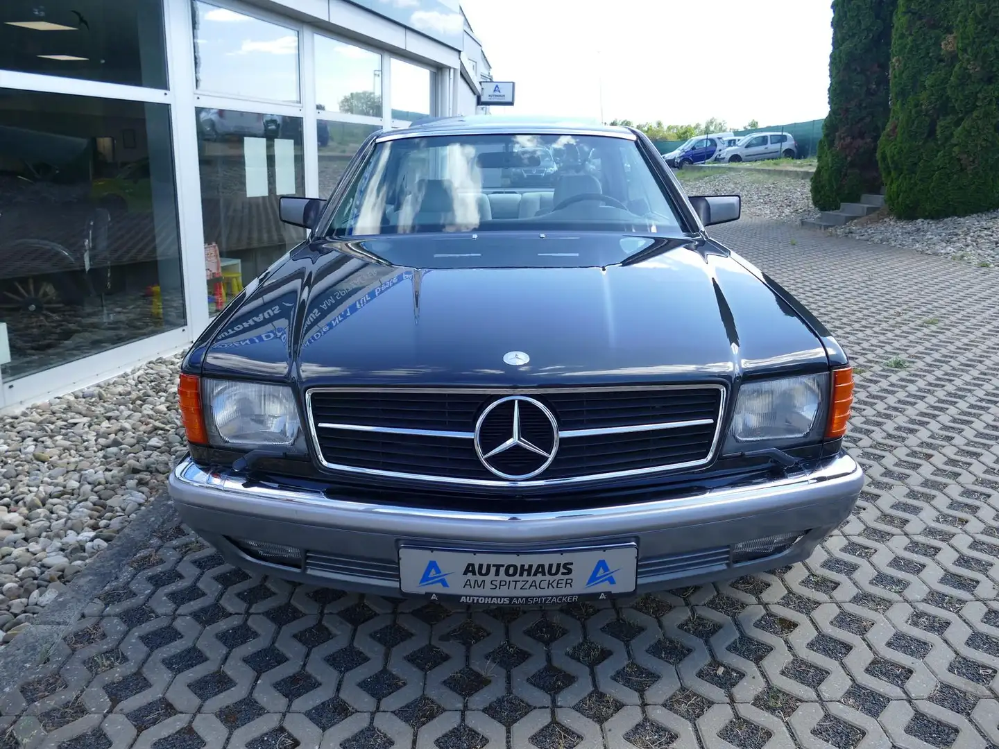 Vehicle image, number 6