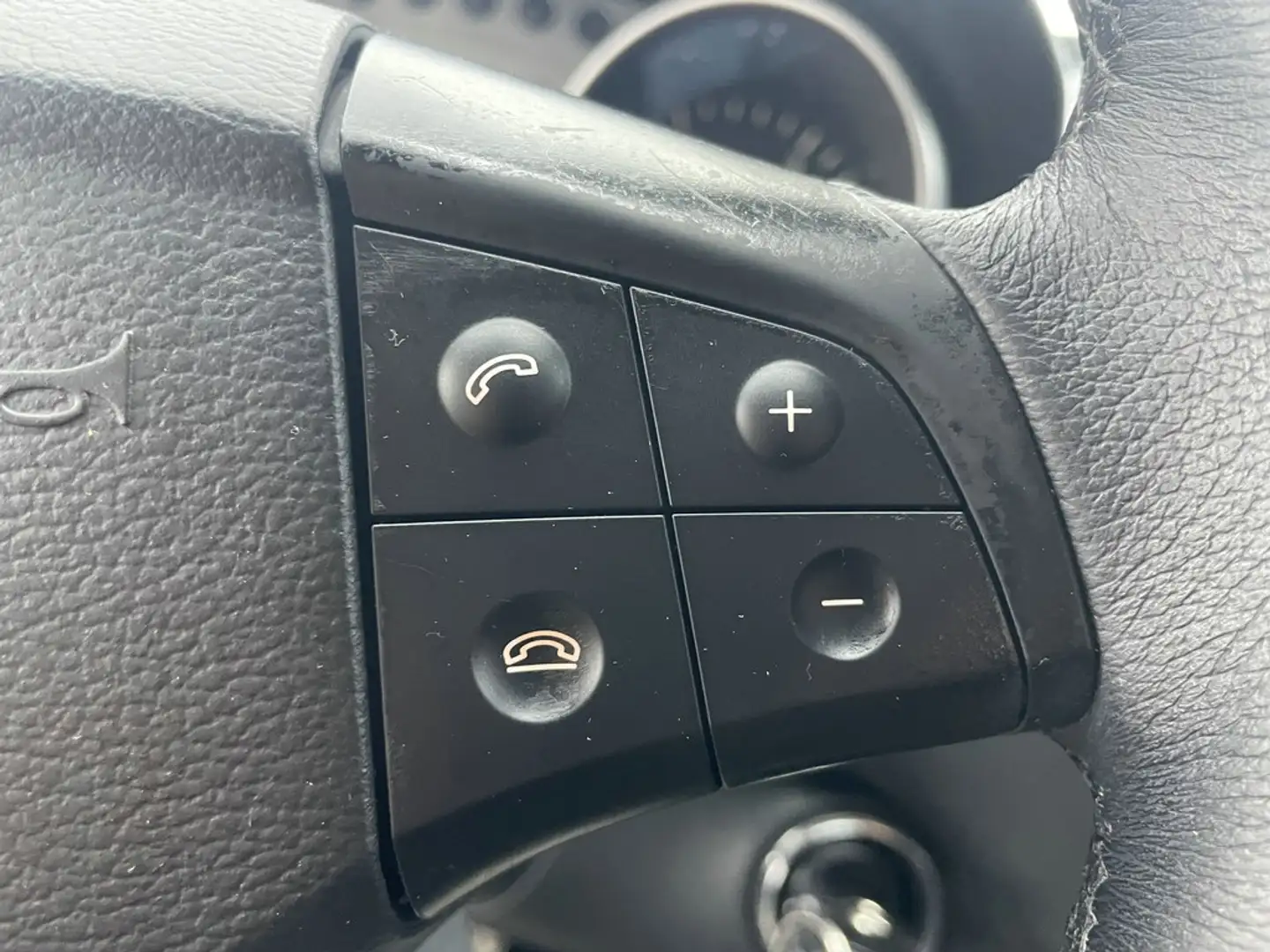 Vehicle image, number 9