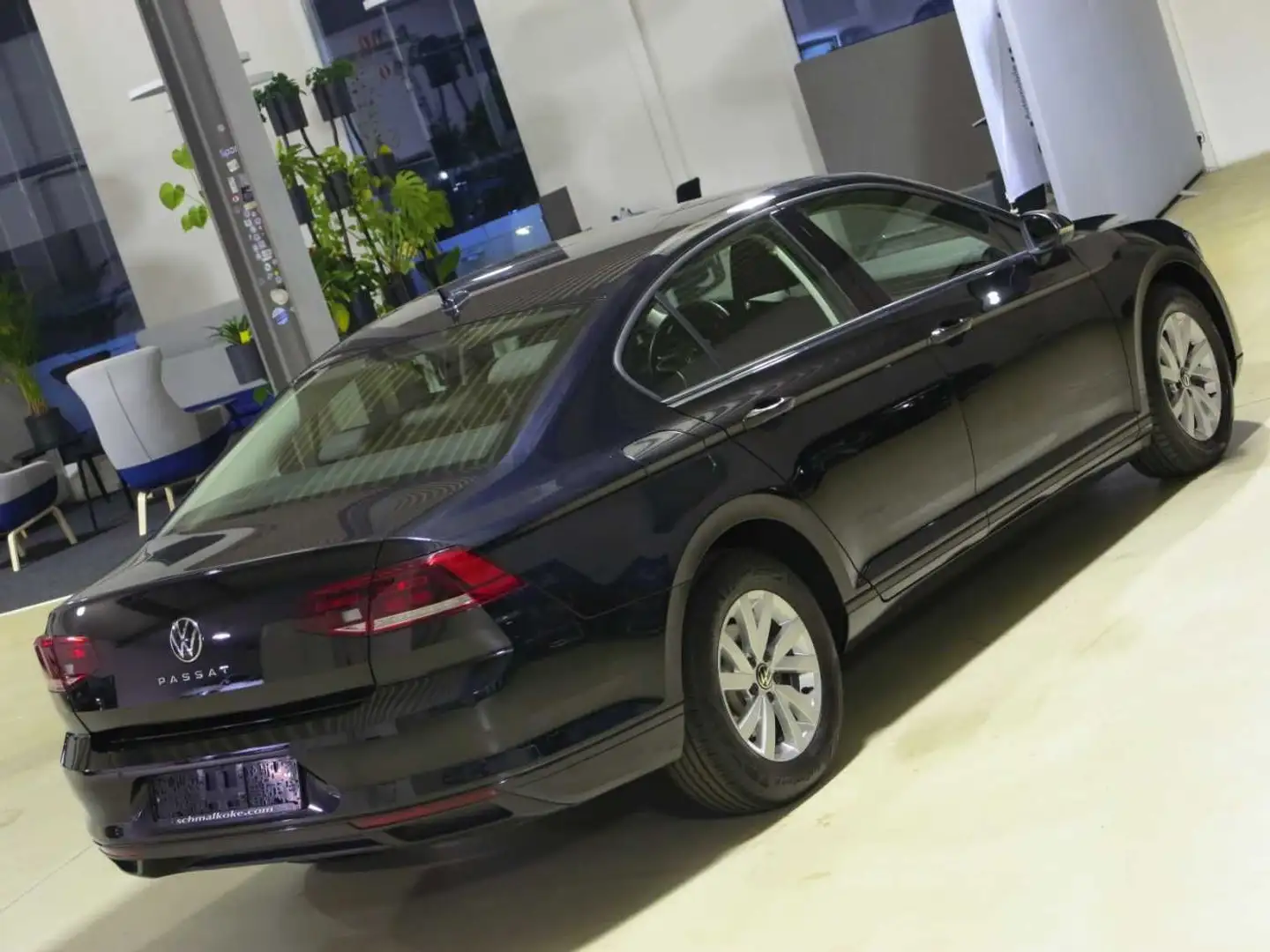 Vehicle image, number 3
