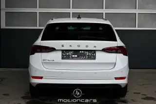 Vehicle image thumbnail, number 4