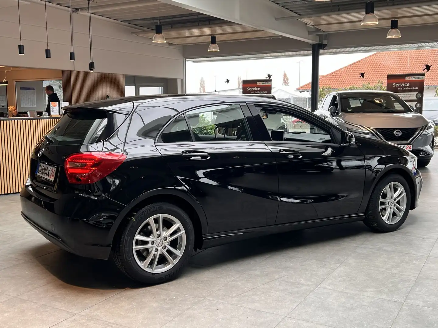 Vehicle image, number 5