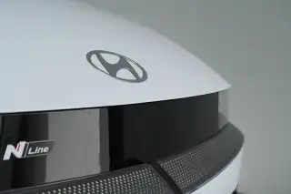 Vehicle image thumbnail, number 6