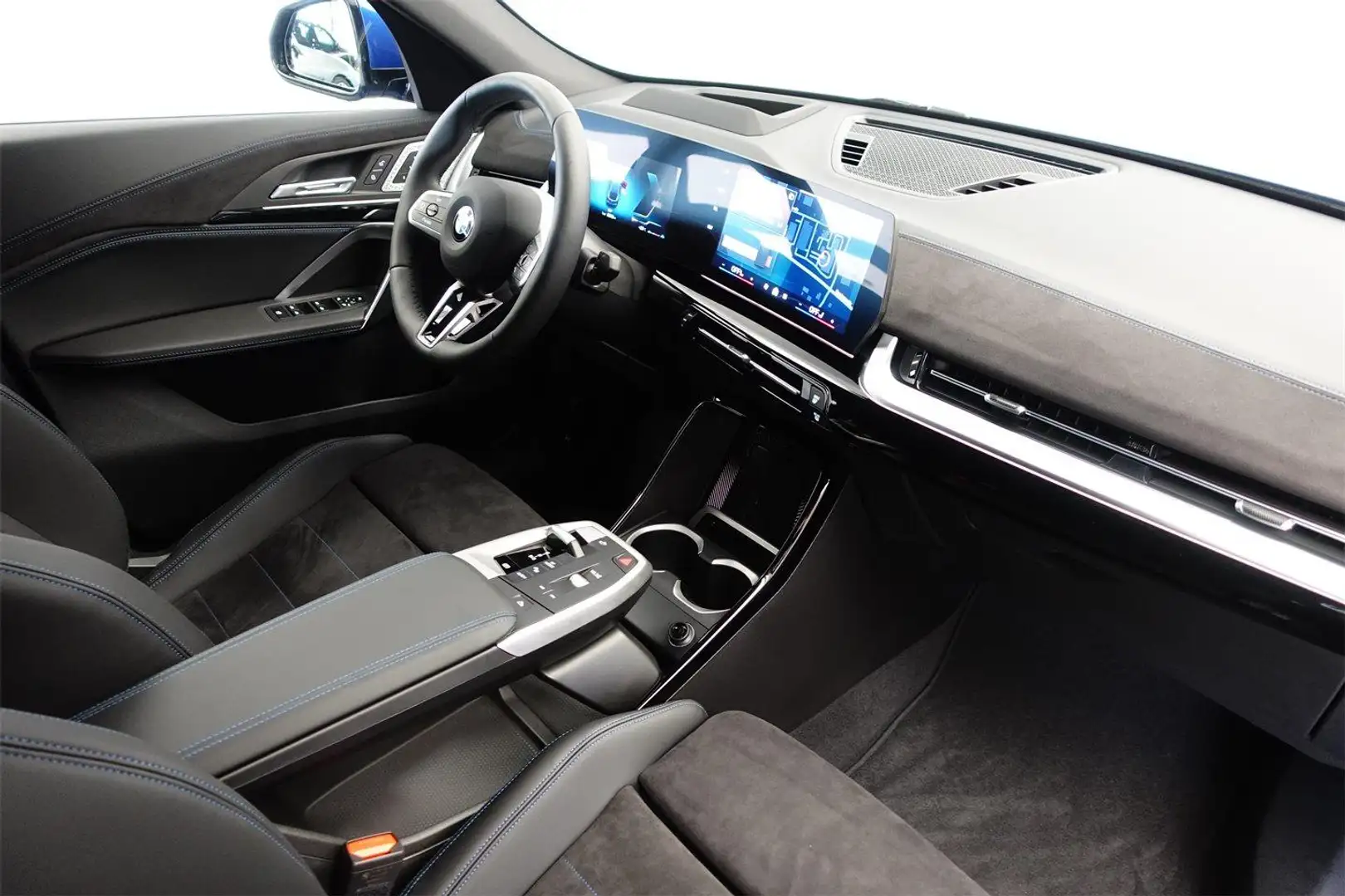 Vehicle image, number 5