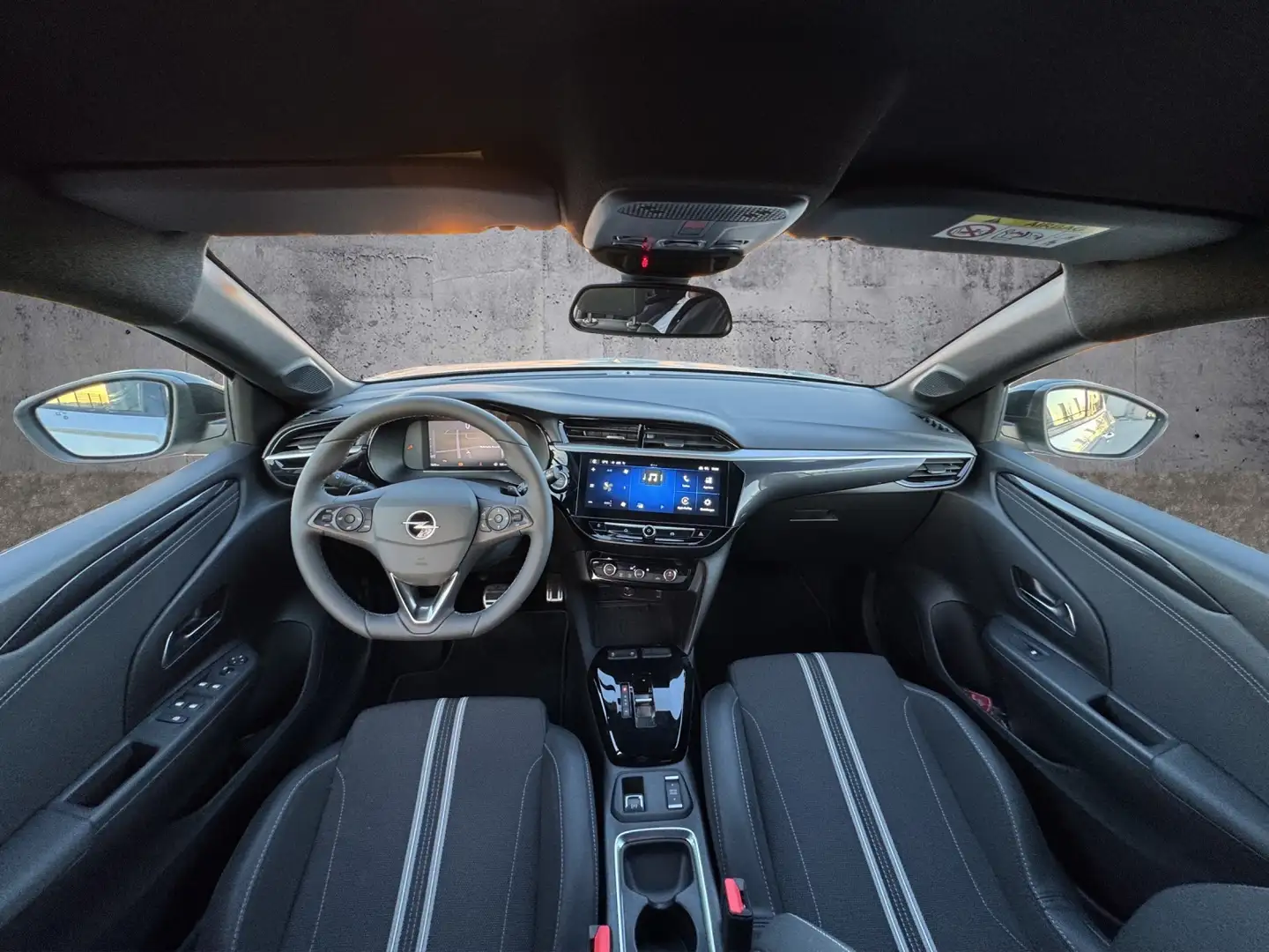 Vehicle image, number 9
