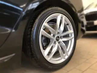 Vehicle image thumbnail, number 3