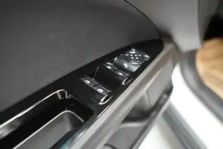 Vehicle image thumbnail, number 14