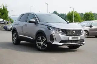 Vehicle image thumbnail, number 3