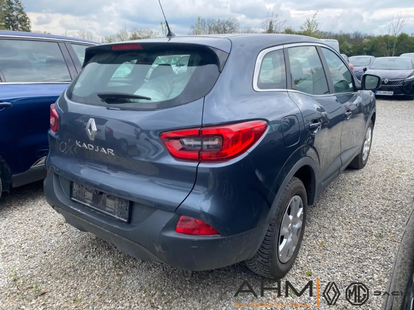 Vehicle image, number 5