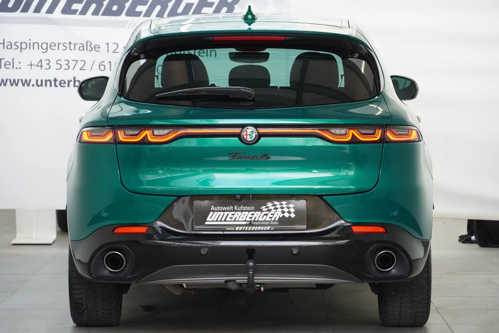 Vehicle image, number 10