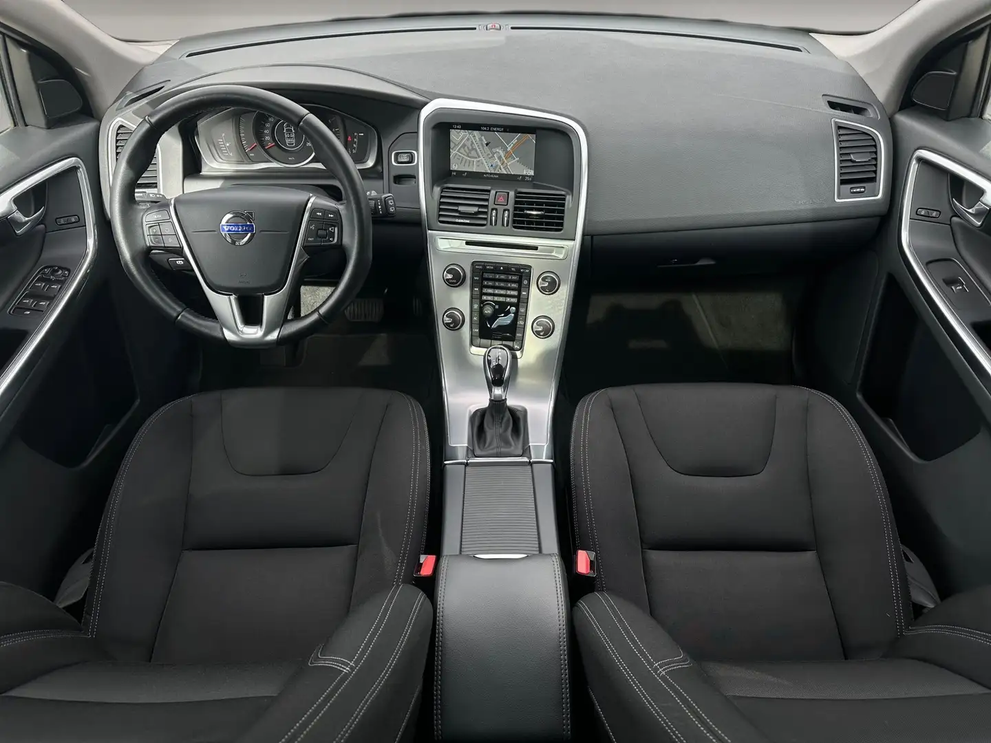 Vehicle image, number 16