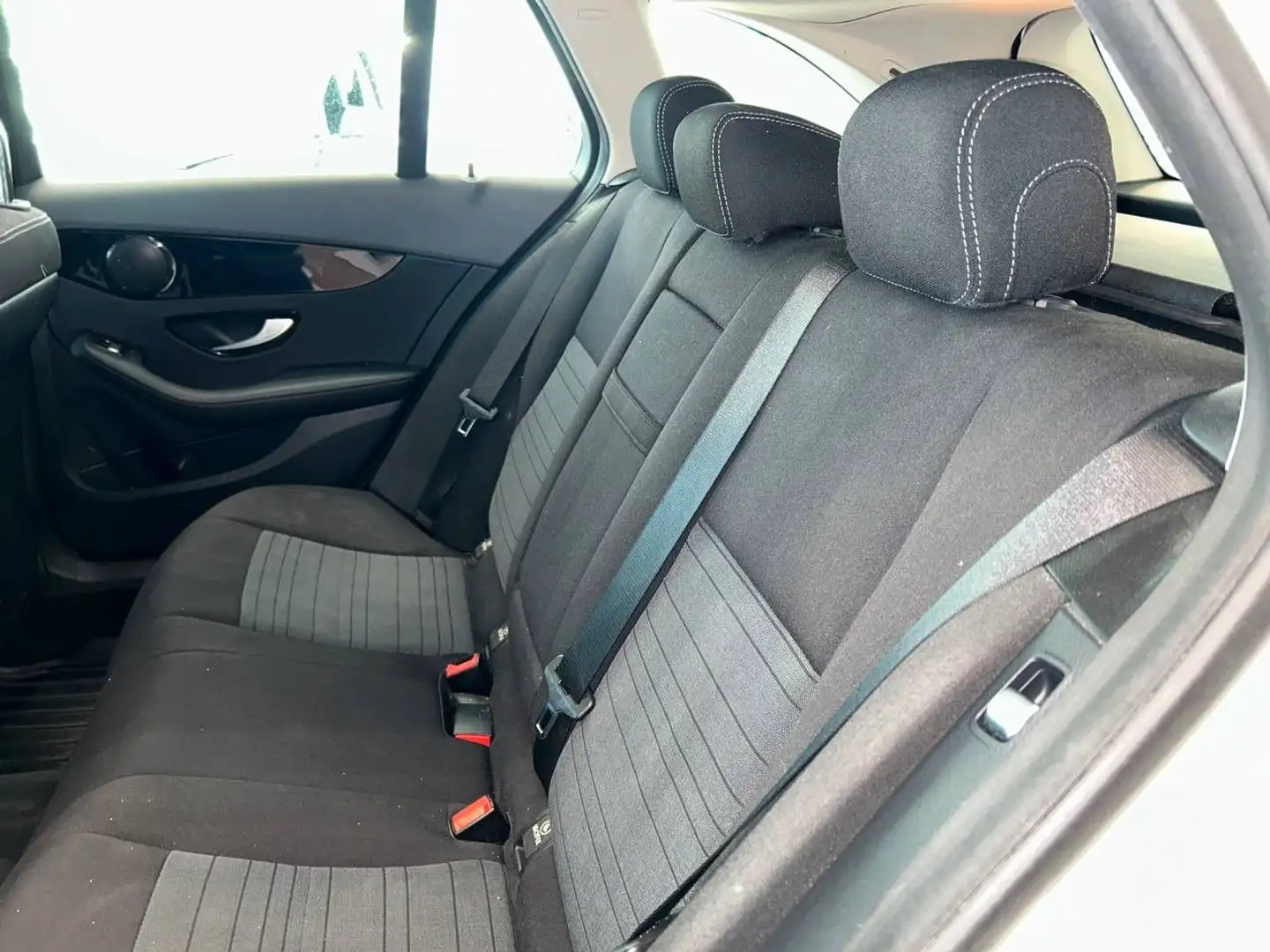 Vehicle image, number 8