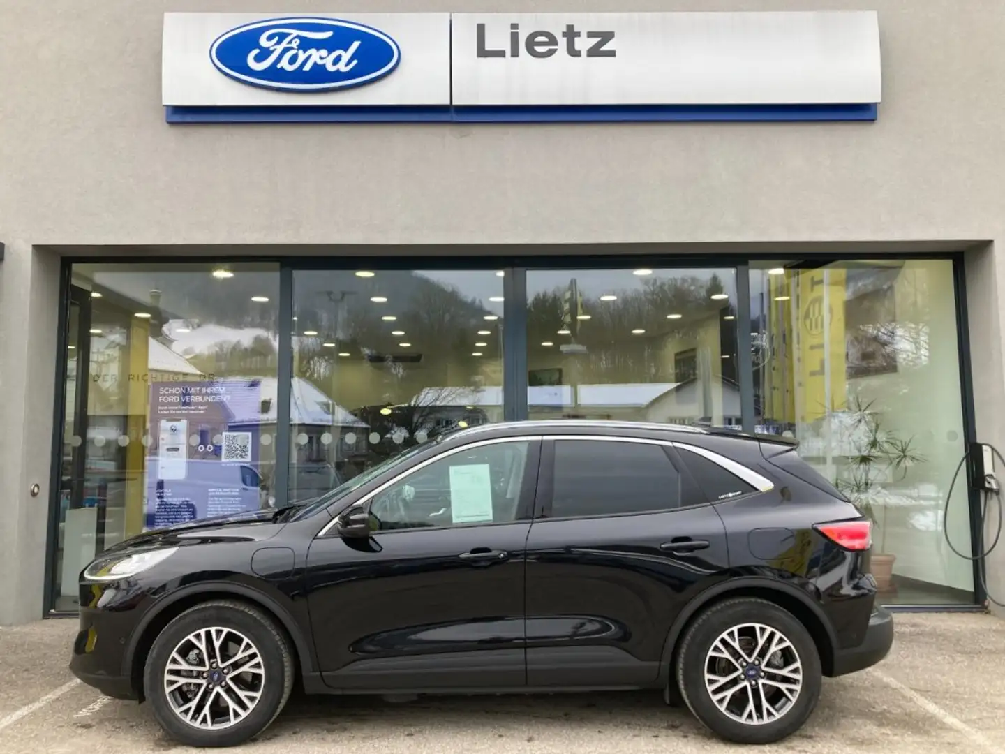 Vehicle image, number 1