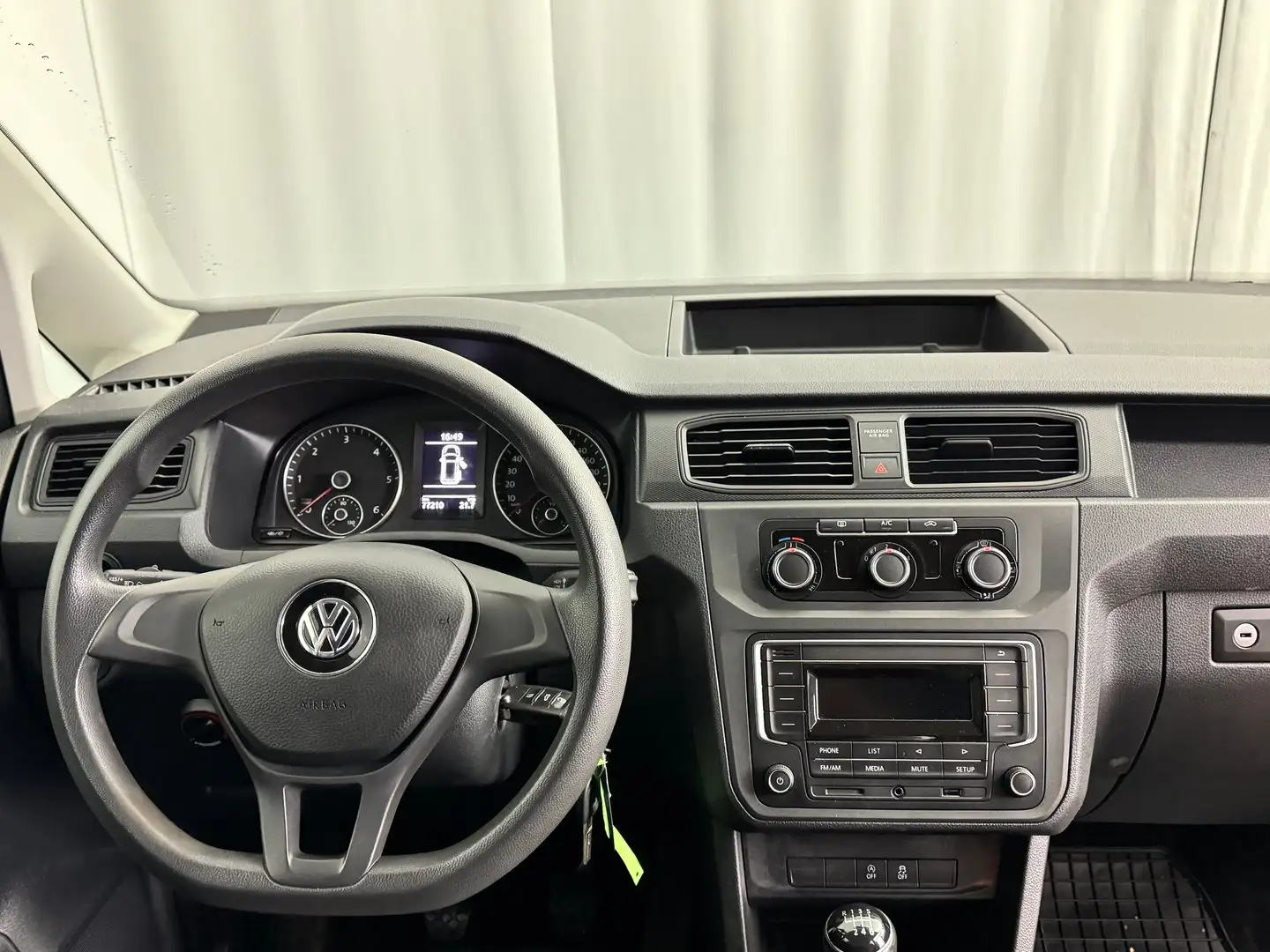 Vehicle image, number 3