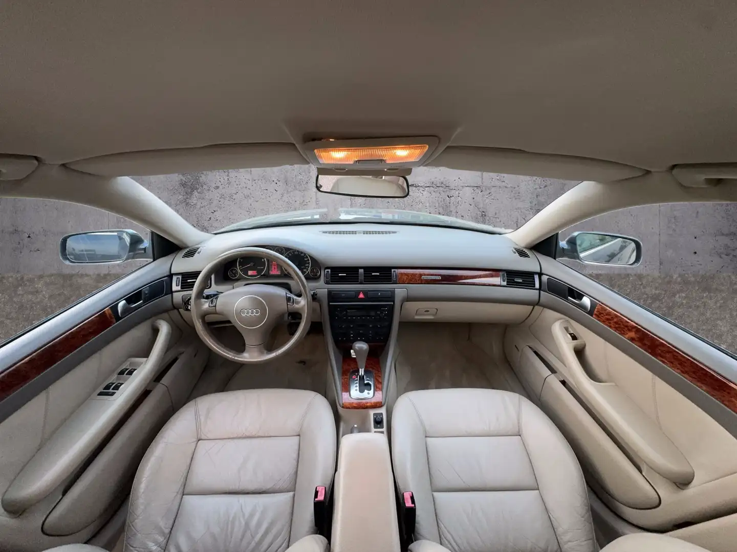 Vehicle image, number 9