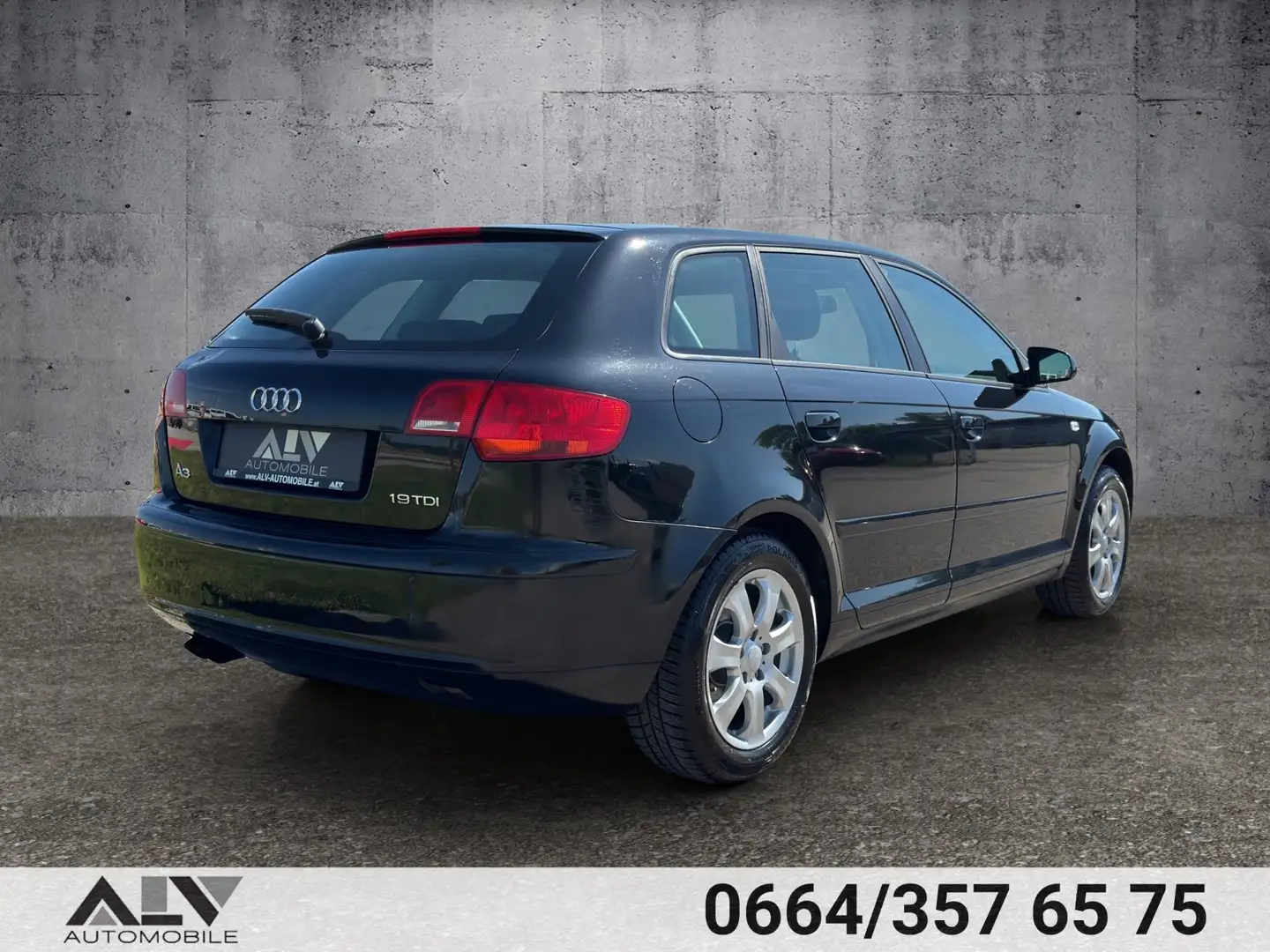 Vehicle image, number 4