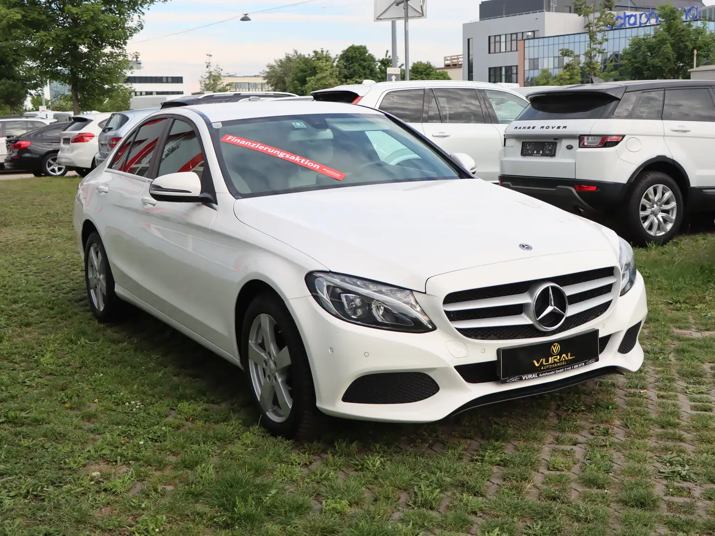 Vehicle image, number 4