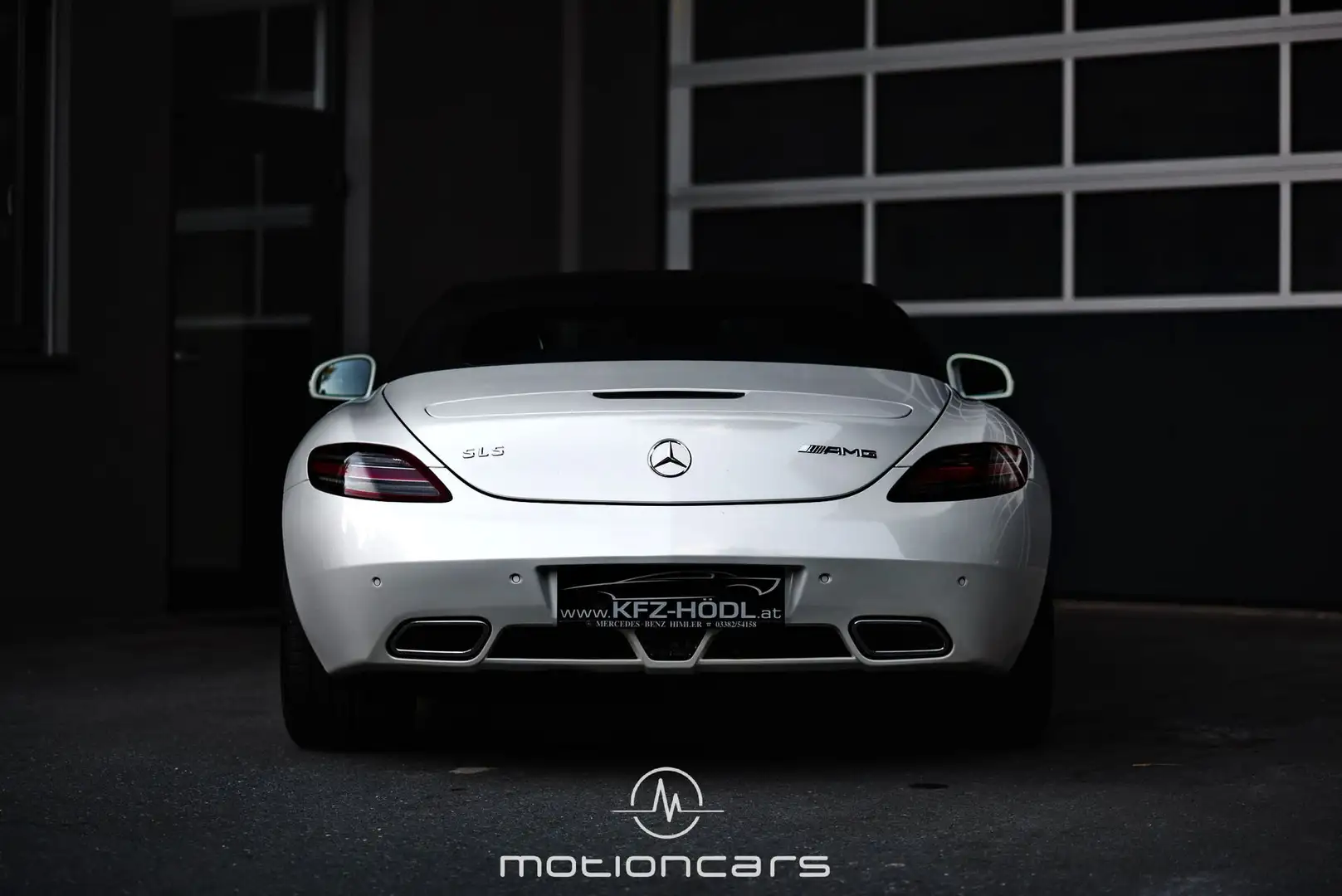 Vehicle image, number 4