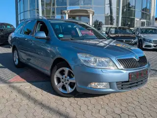 Vehicle image thumbnail, number 2