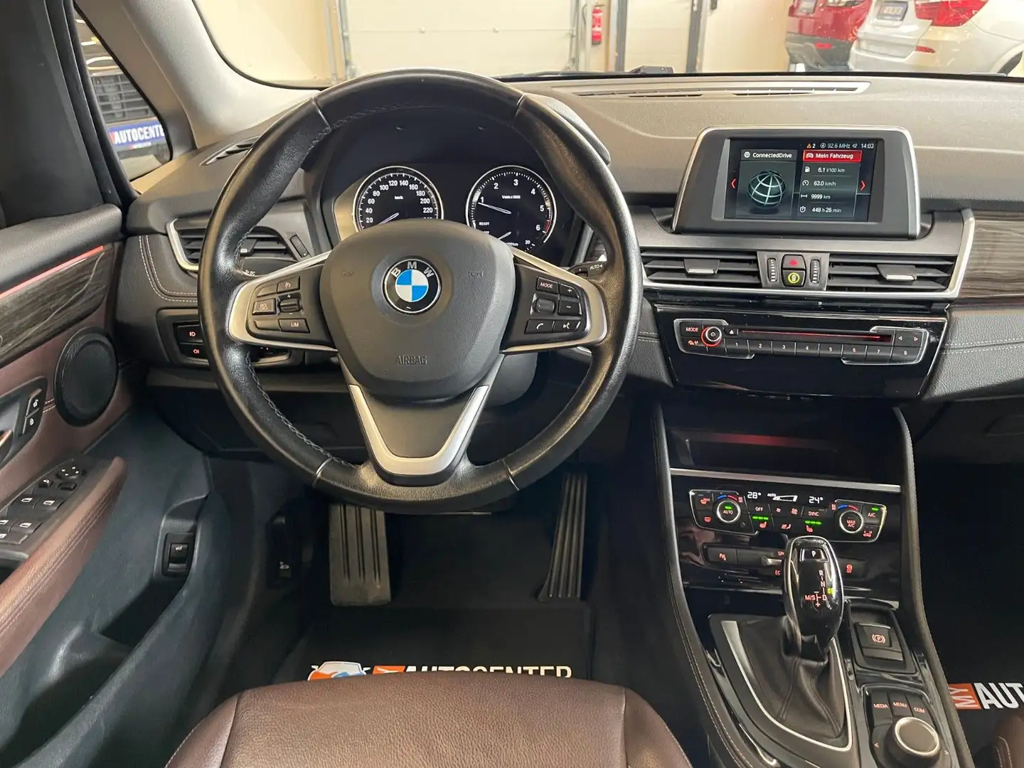 Vehicle image, number 8
