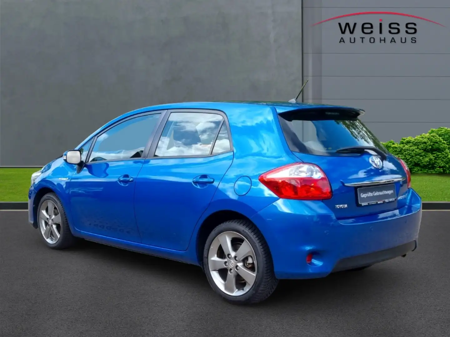 Vehicle image, number 2