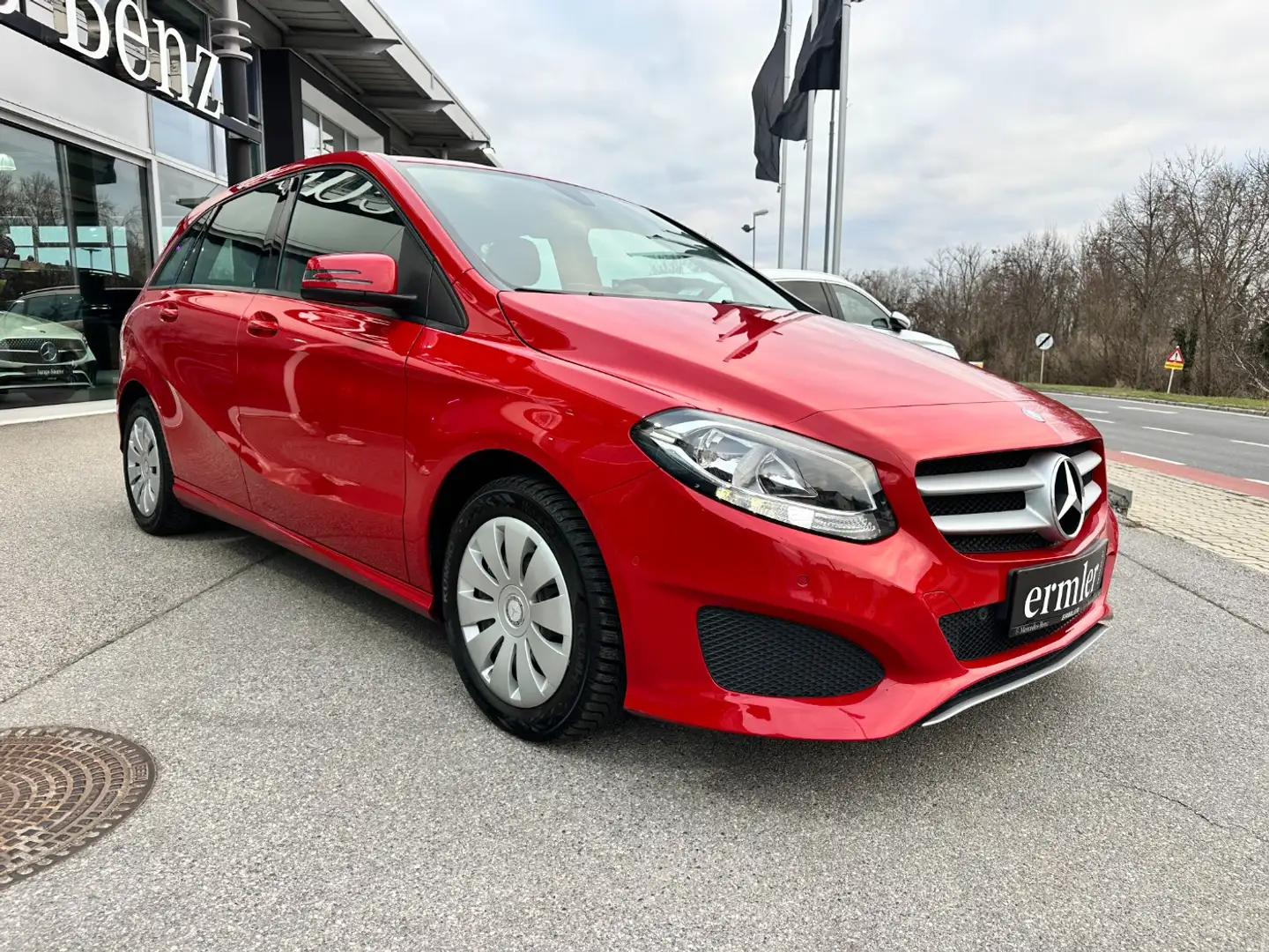 Vehicle image, number 6