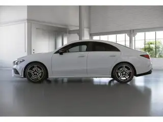 Vehicle image thumbnail, number 4