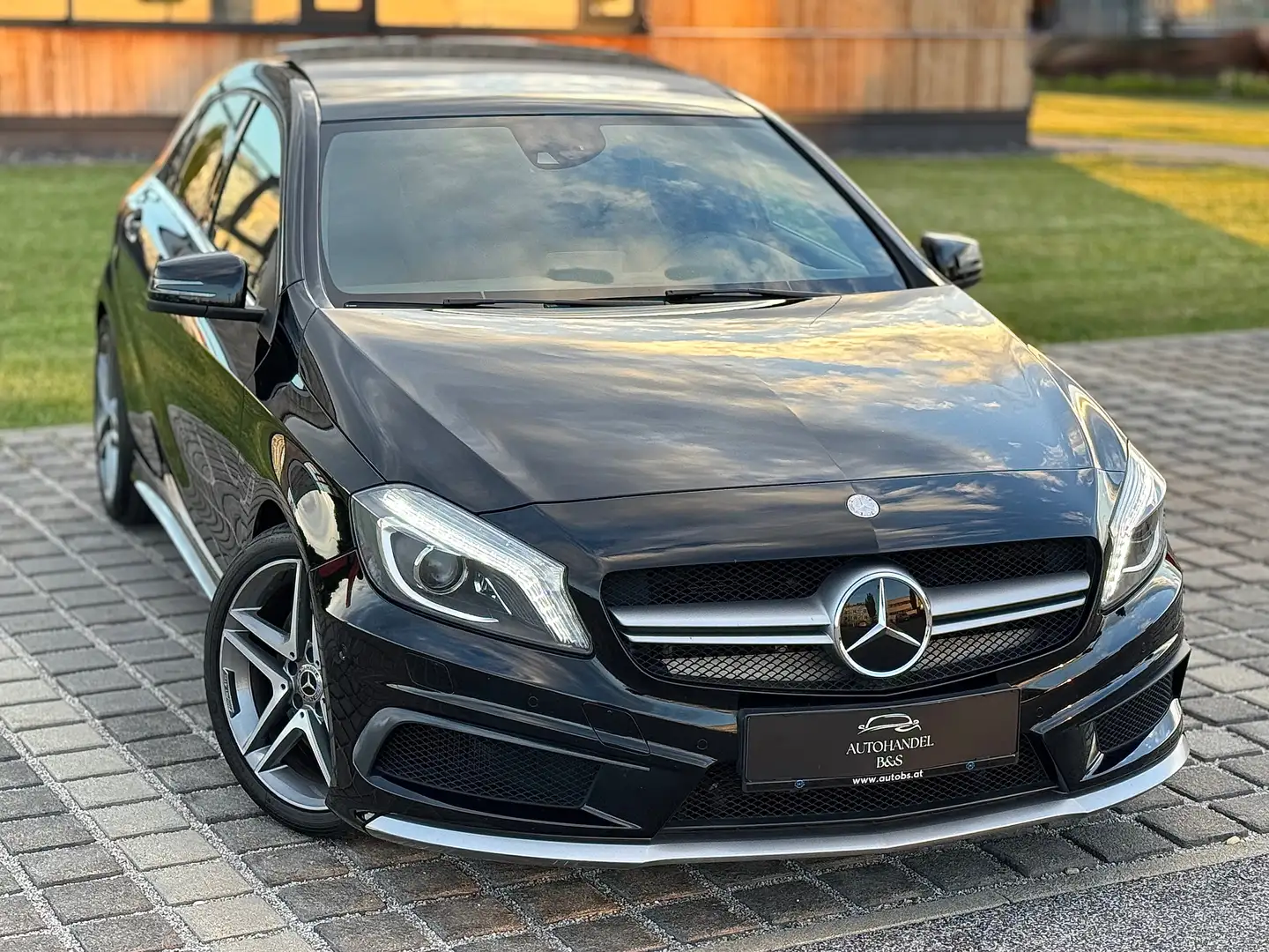 Vehicle image, number 9