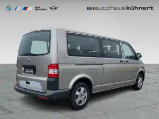 Vehicle image thumbnail, number 4