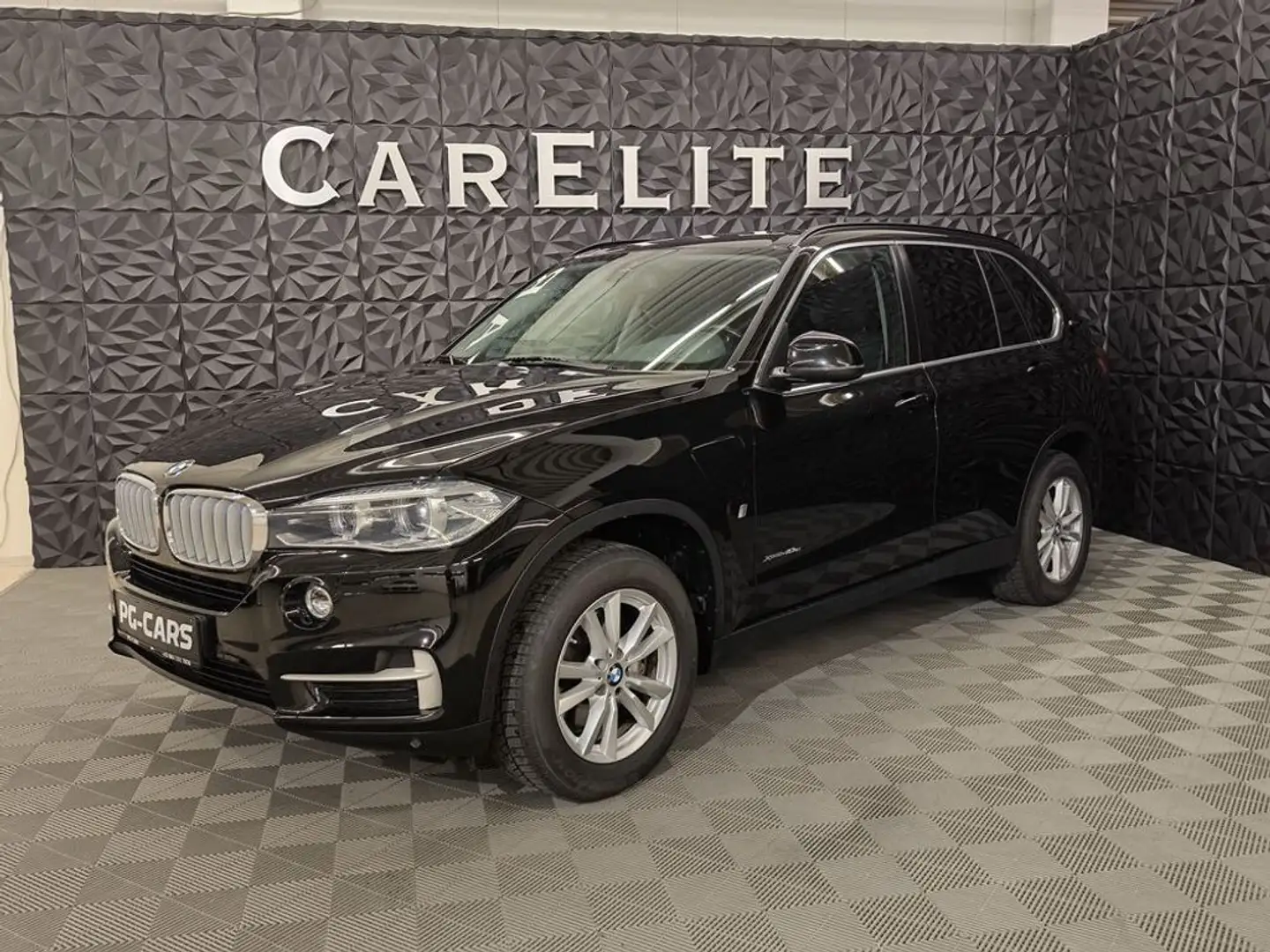 Vehicle image, number 2