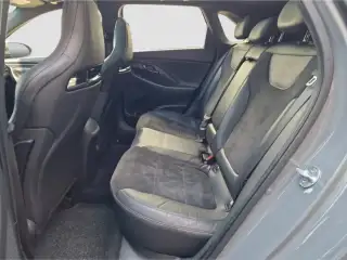 Vehicle image thumbnail, number 8