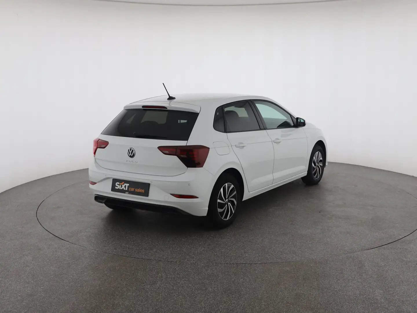 Vehicle image, number 5