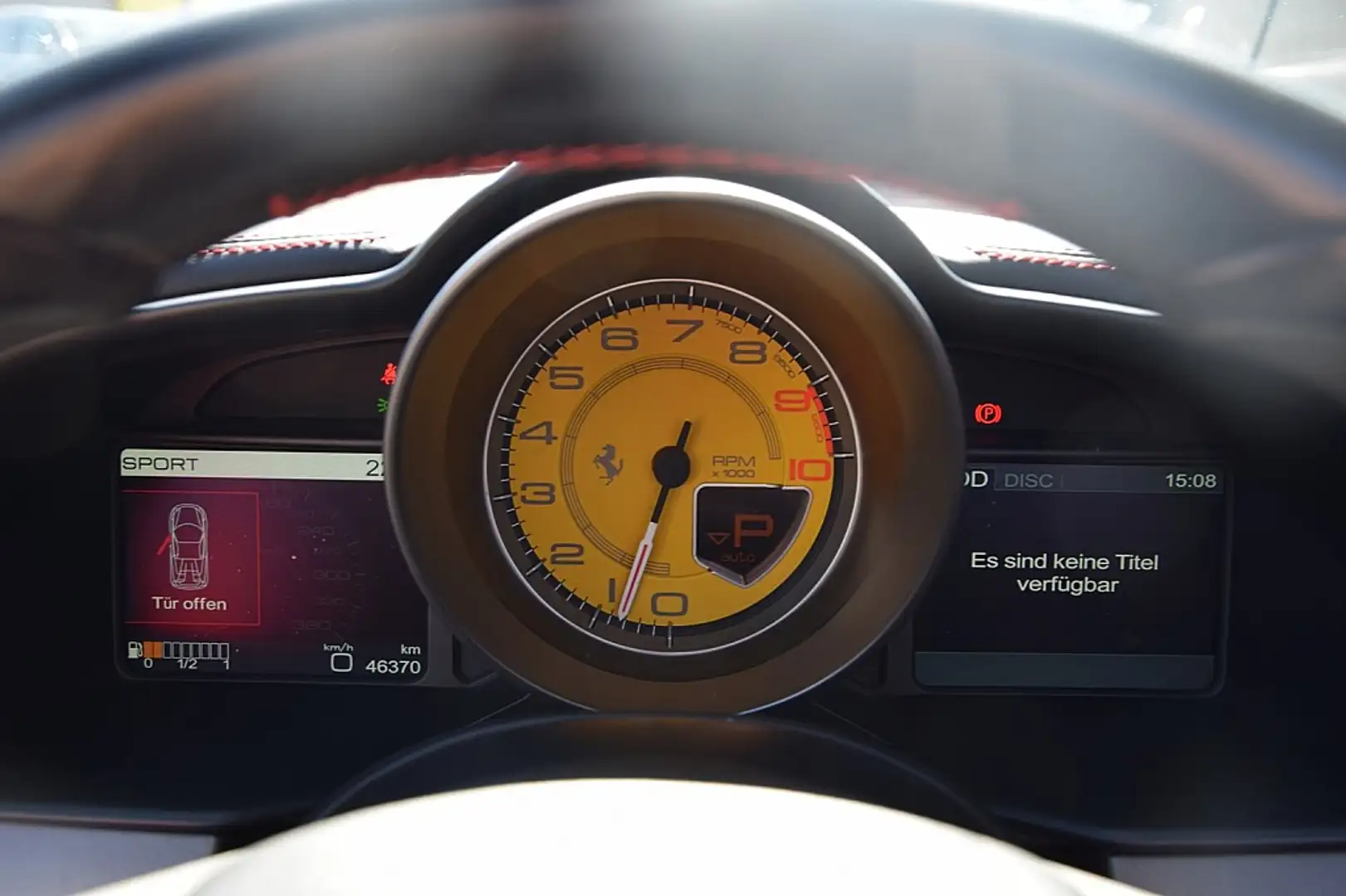 Vehicle image, number 6