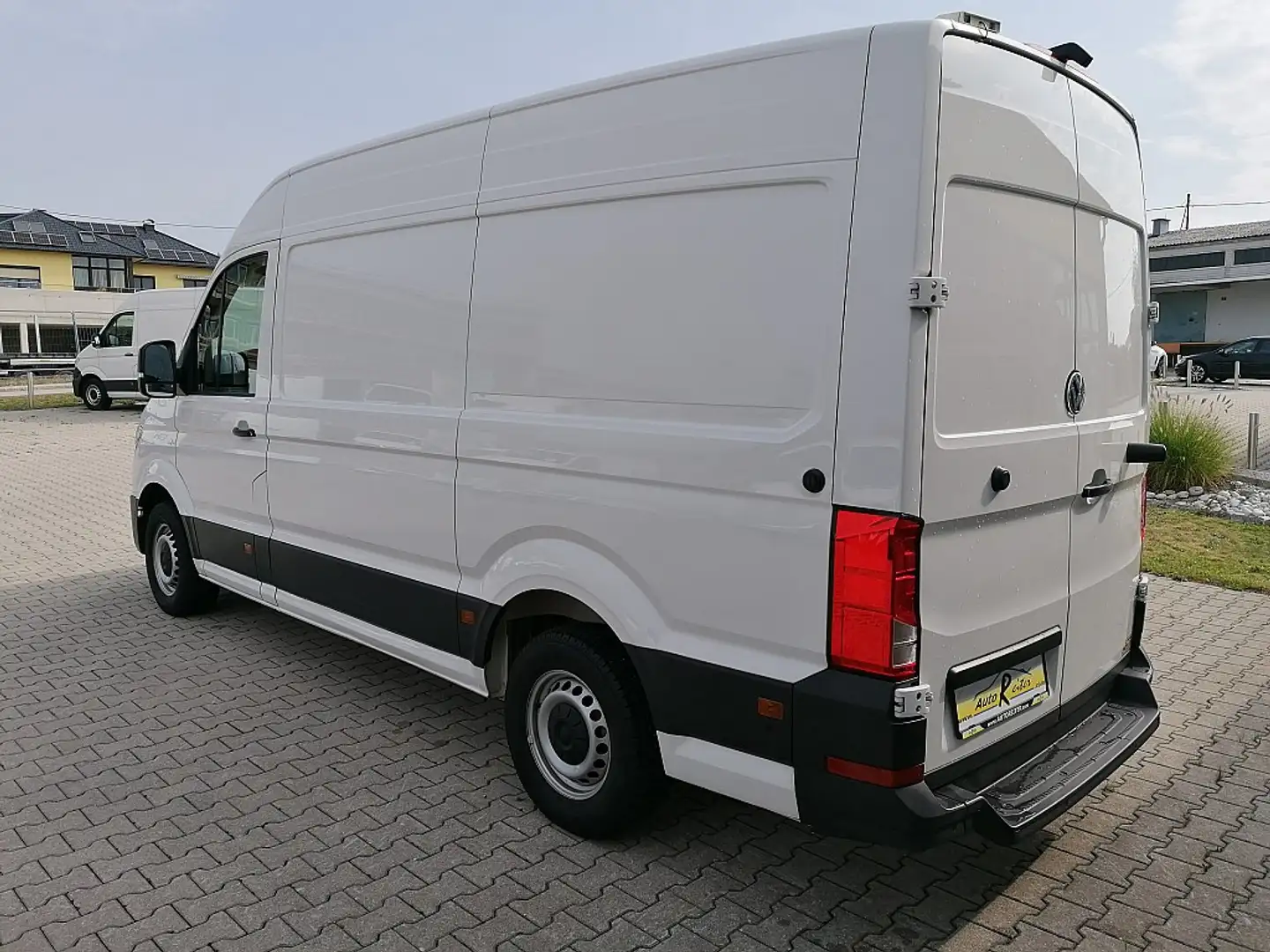 Vehicle image, number 5