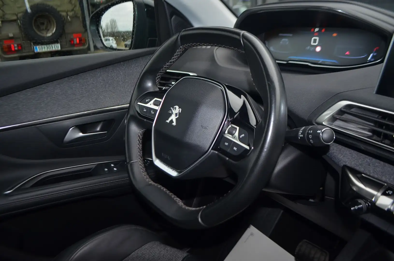 Vehicle image, number 7
