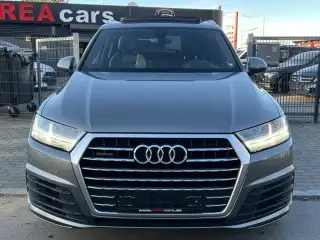 Vehicle image thumbnail, number 3