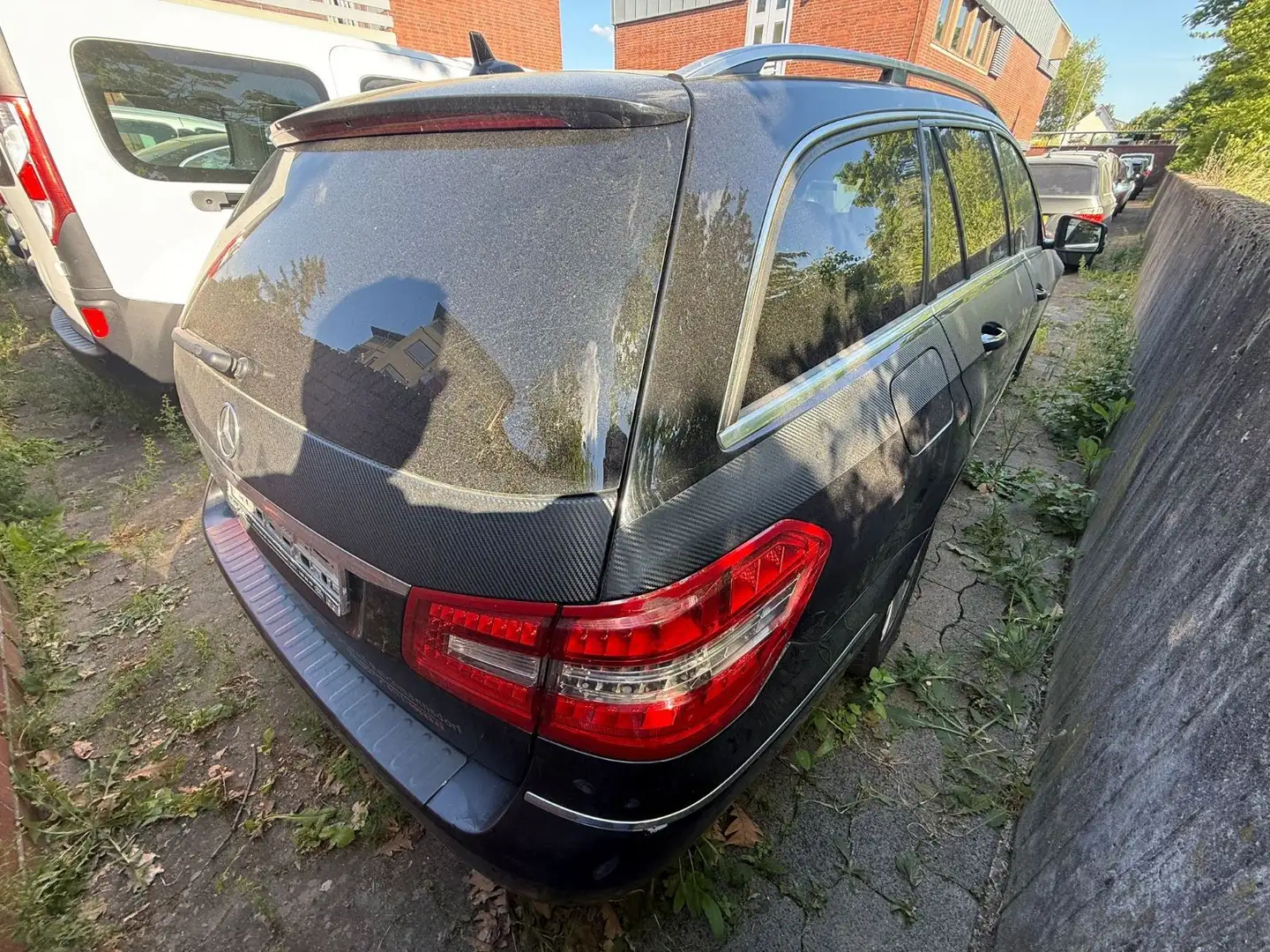 Vehicle image, number 5