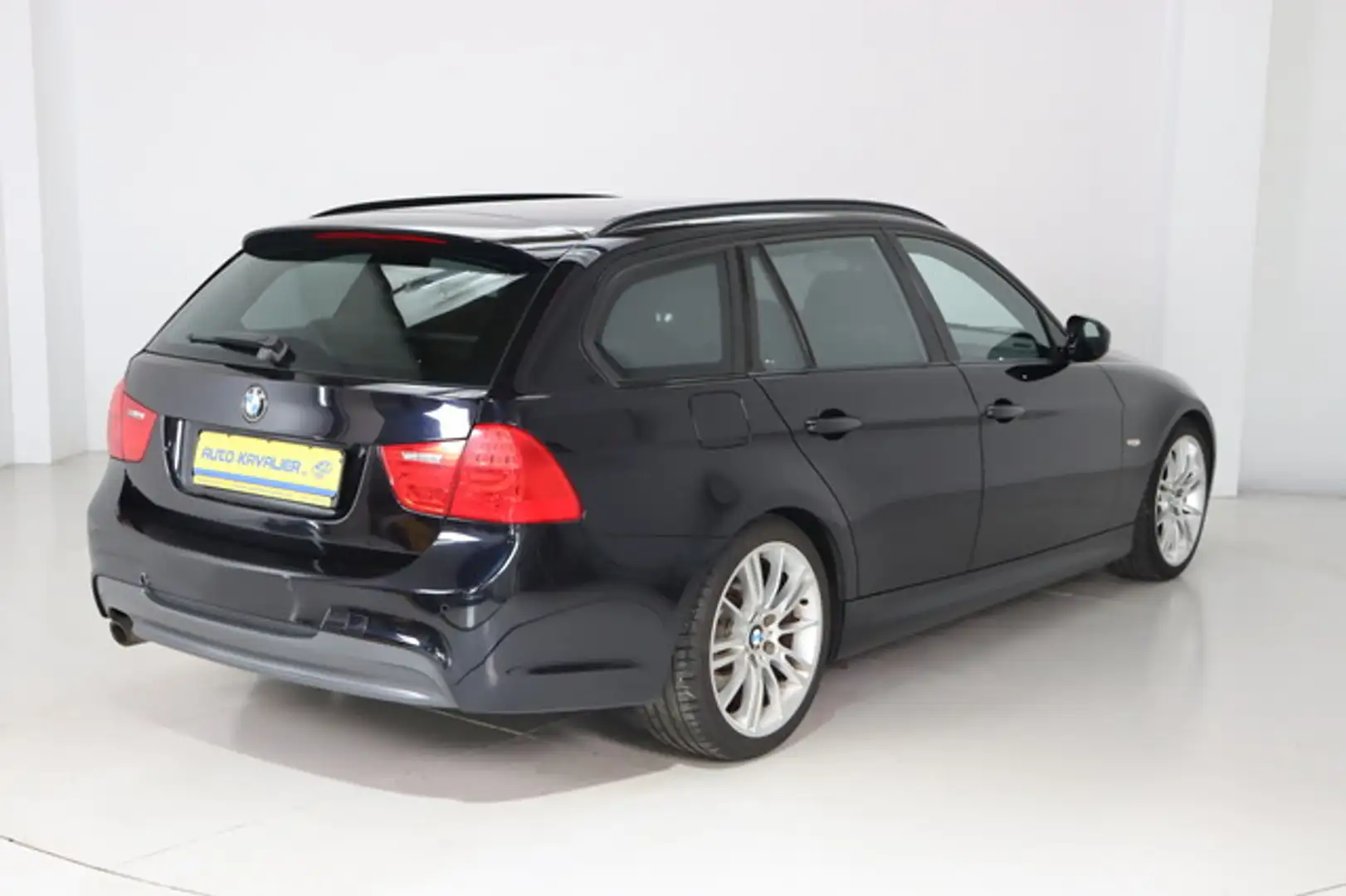 Vehicle image, number 5